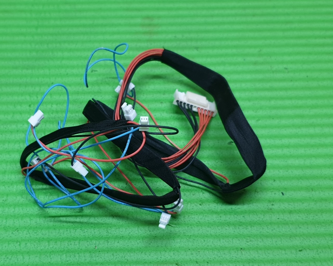 CABLE FROM POWER SUPPLY TO BACKLIGHT PANASONIC TX-40AS640B TX-40AX630B 40" TV