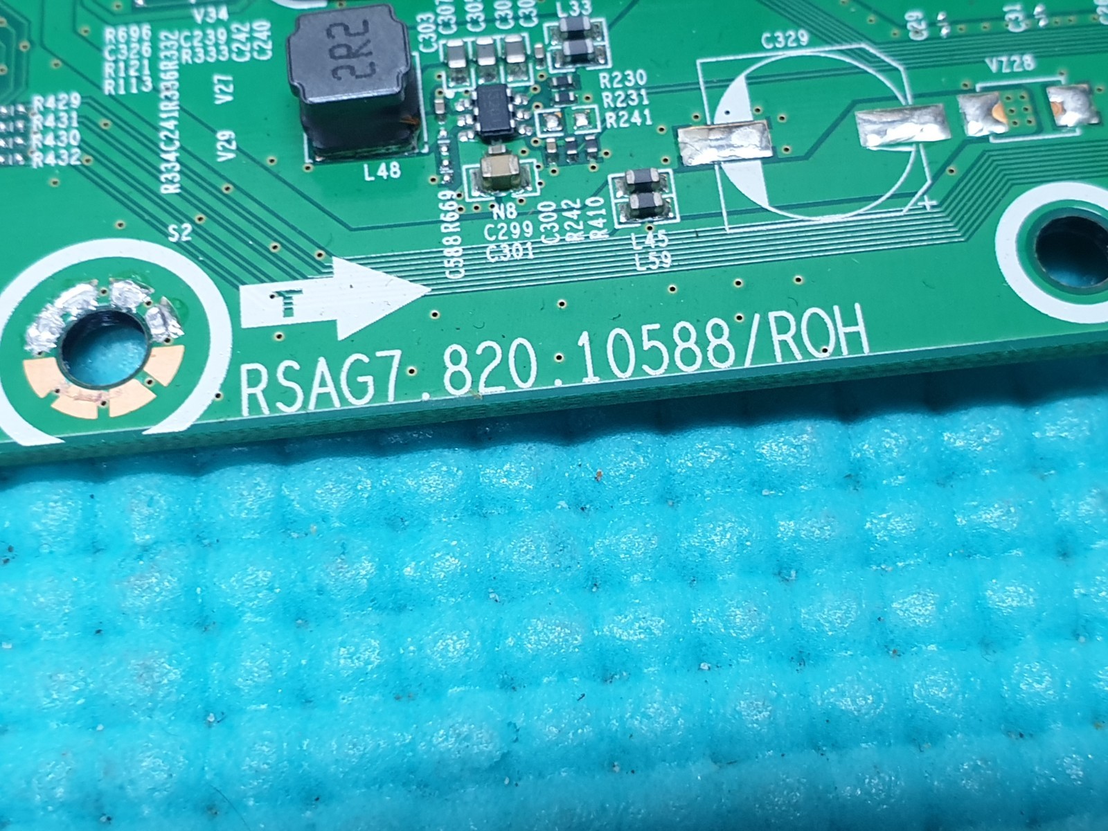 MAIN BOARD MB HISENSE 55E76GQTUK QLED TV RSAG7.820.10588/ROH SCREEN:T550QVN10 - Image 2