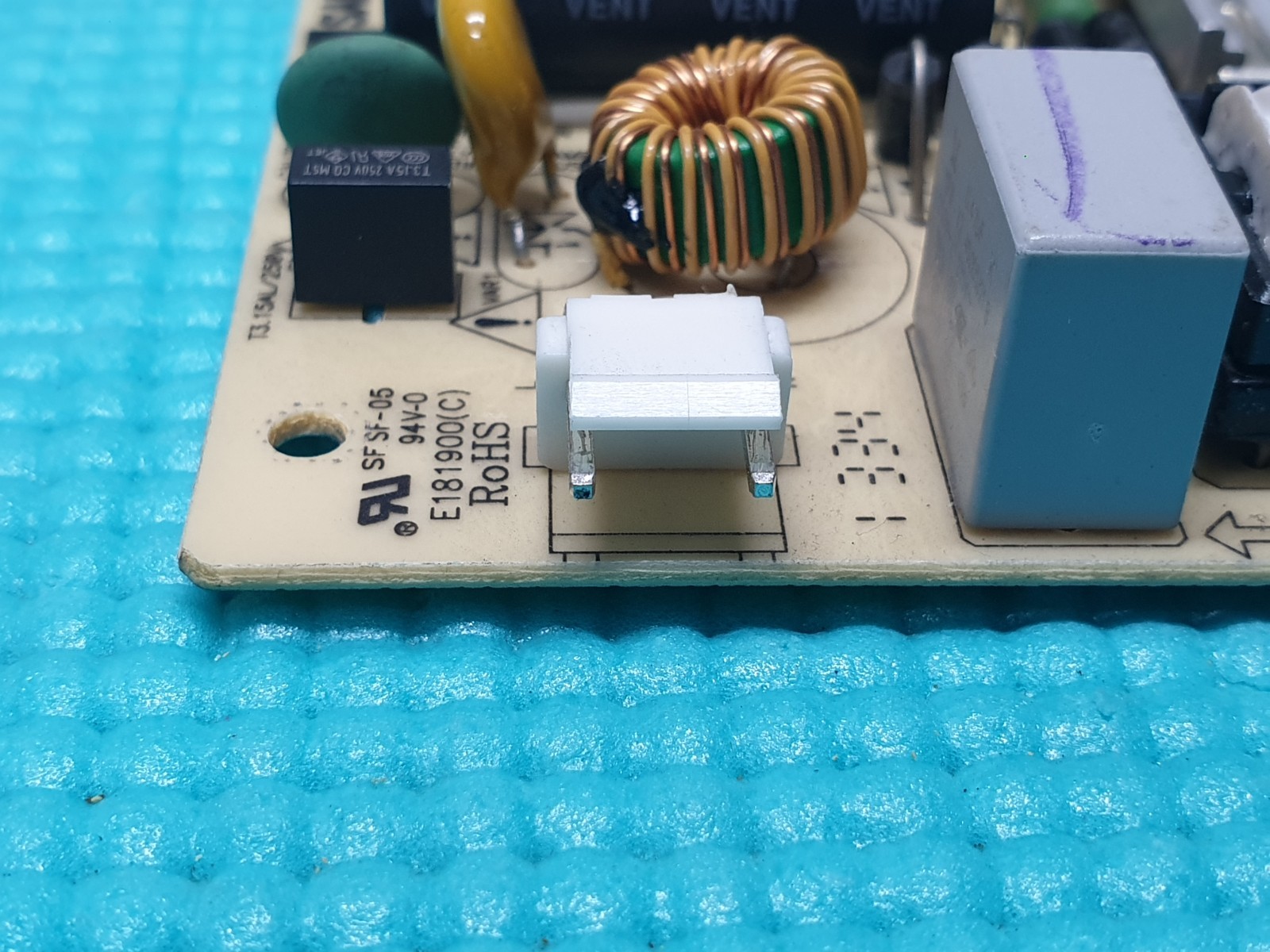 POWER SUPPLY PSU LOGIK L32HED13A TV YPWBG1198PTG REV:01A E181900(C) Y1AP3A1105T - Image 5