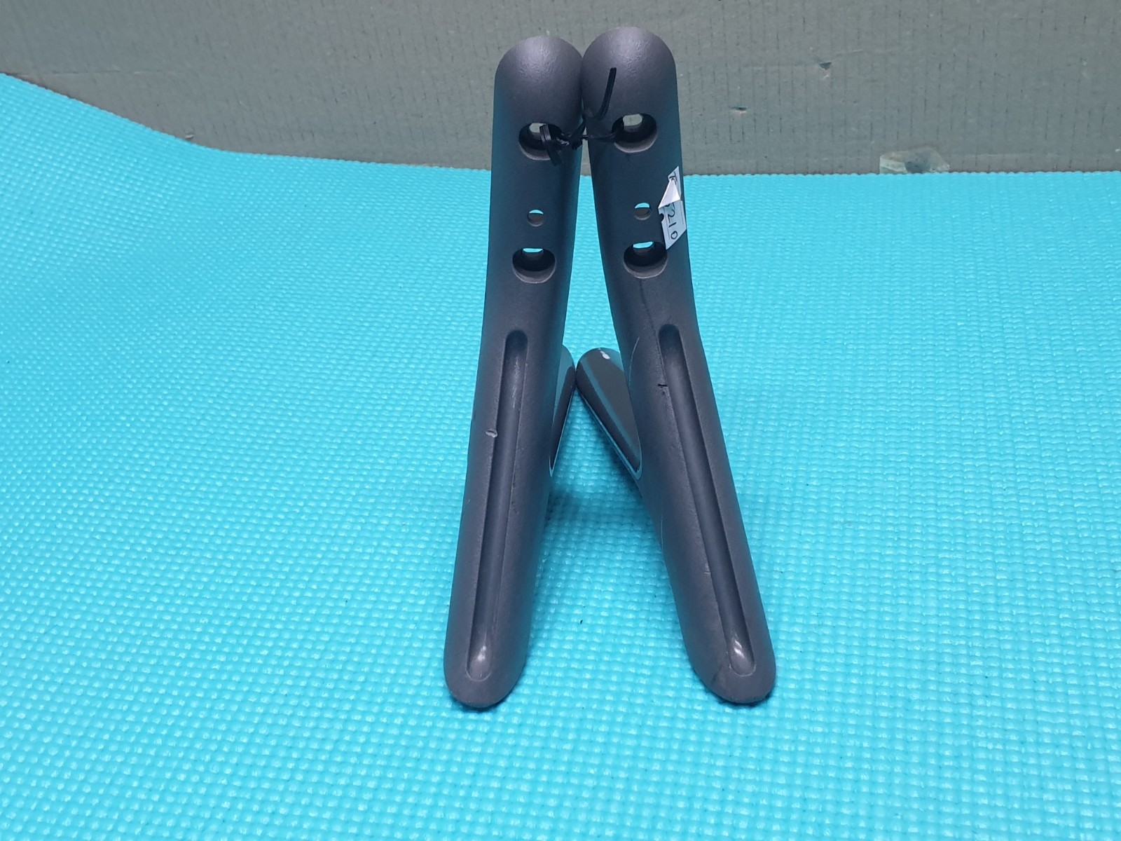 COMPLETE ORIGINAL BASE STAND FEET LEGS 42LF850 42LB651V TV + SCREWS MAZ638575 - Image 4