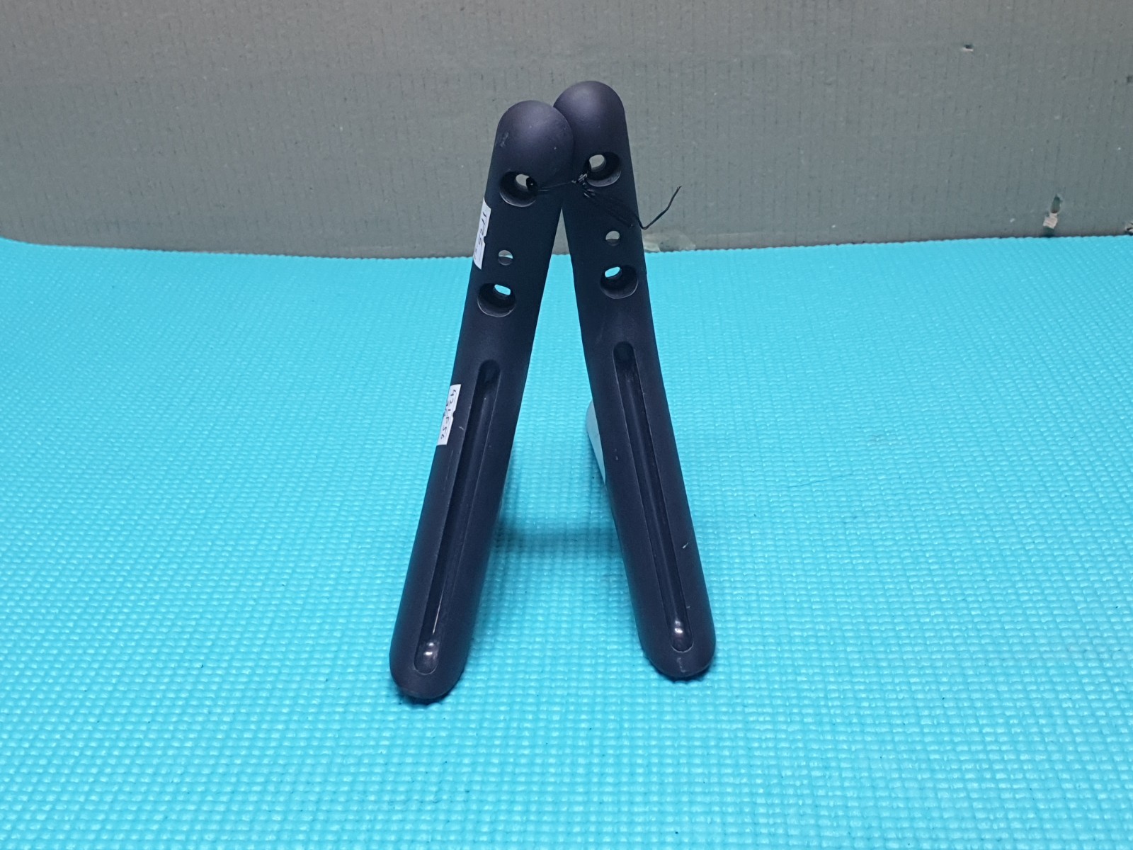 COMPLETE ORIGINAL BASE STAND FEET LEGS 42LF850 42LB6510 TV + SCREWS MAZ638575 - Image 3