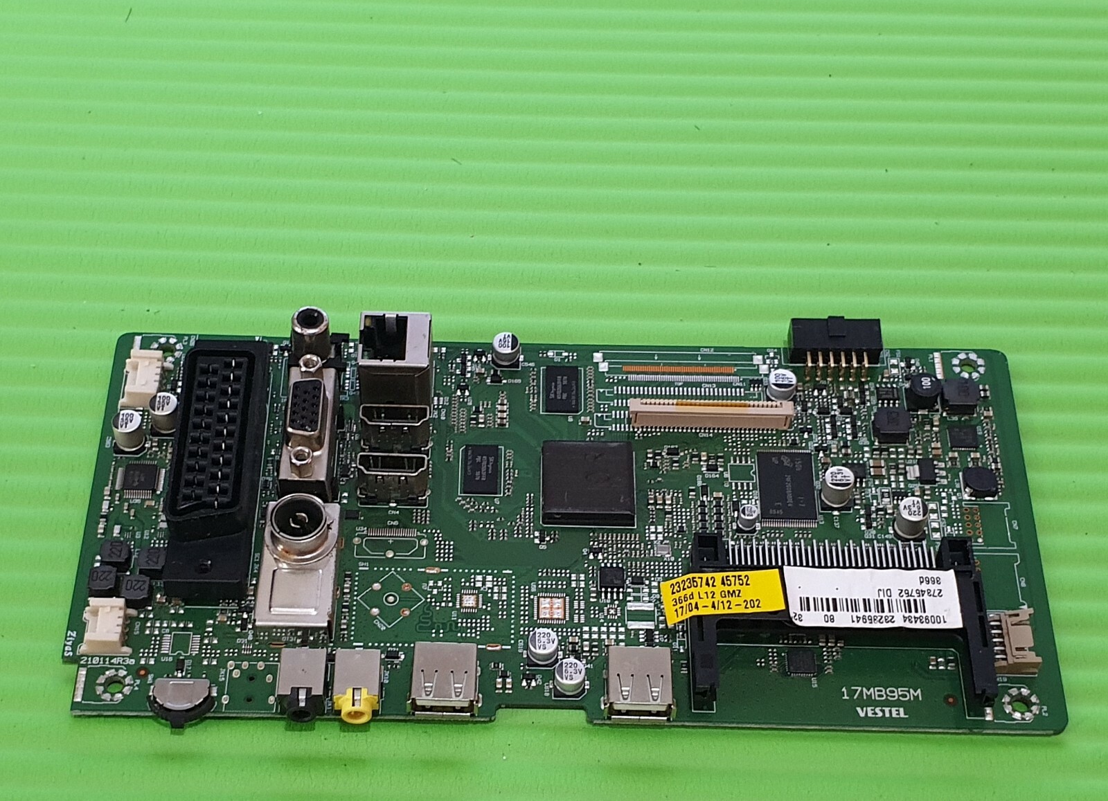 MAIN BOARD FOR DIGIHOME 32272SM-HD 32" TV 17MB95M 23235941 SCREEN:HV320WHB-N00 - Image 2