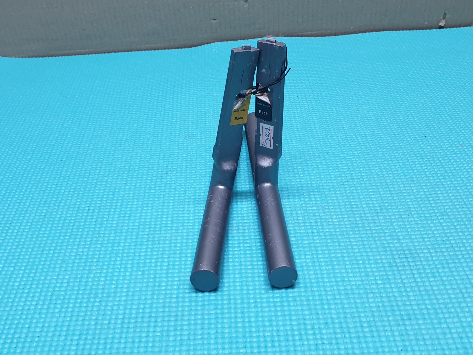 TABLETOP STAND BASE LEGS SAMSUNG QN49Q6FAM QN55Q65FMF QN55Q6FAM TV BN96-44962A - Image 5