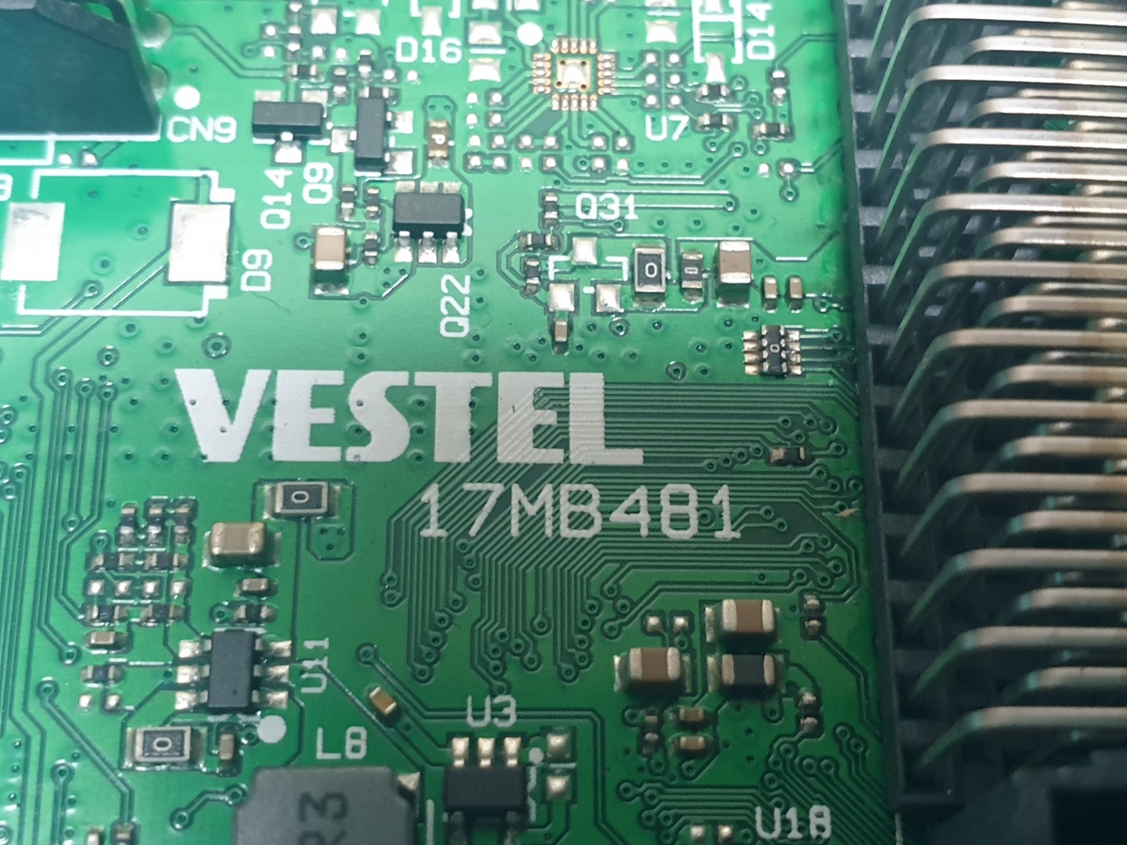 MAIN AV BOARD MB TOSHIBA 43LF2F53DB 43" LED TV 17MB481 23973487 SCREEN:HV430FHB - Image 2