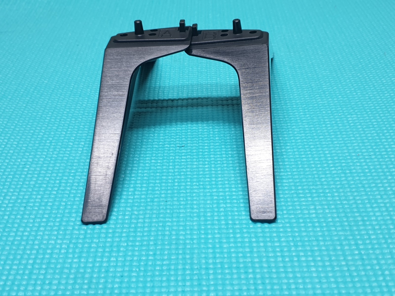 TABLETOP STAND BASE LEGS FOR LG 65UR340C9UD 65NANO75UPA 65UP8000PUR TV + SCREWS