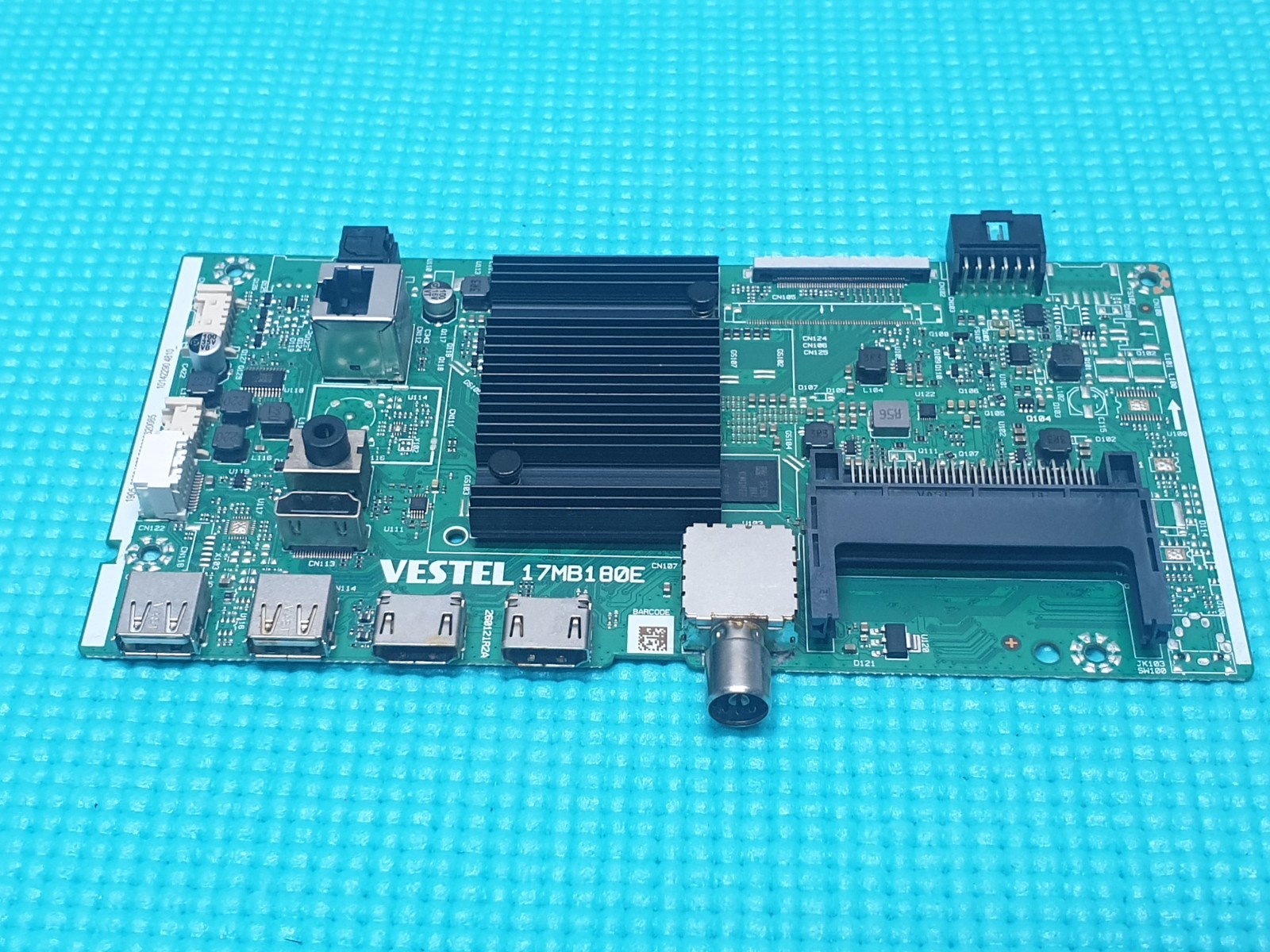 MAIN AV BOARD MB BUSH DLED55UHDHDRS1 LED TV 17MB180E 23894875 SCREEN:PT550GT05