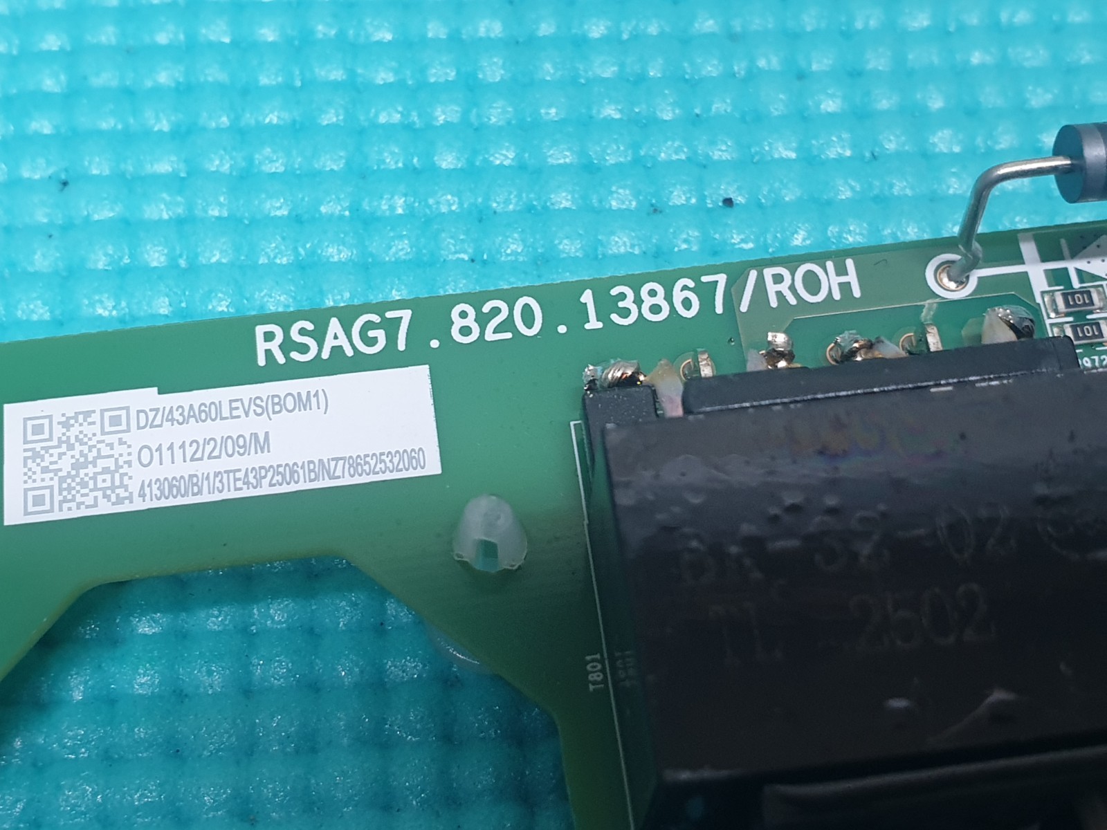 MAIN AV BOARD MB HISENSE 43A6NTUK LED TV RSAG7.820.13867/ROH SCREEN:T430QVN03 - Image 2