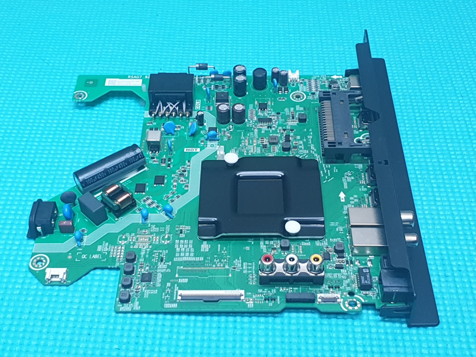 MAIN AV BOARD MB HISENSE 43A6QTUK 43" LED TV RSAG7.820.13867/ROH SCREEN:V430DJ1
