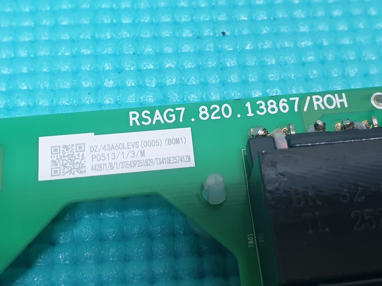 MAIN AV BOARD MB HISENSE 43A6QTUK 43" LED TV RSAG7.820.13867/ROH SCREEN:V430DJ1 - Image 2