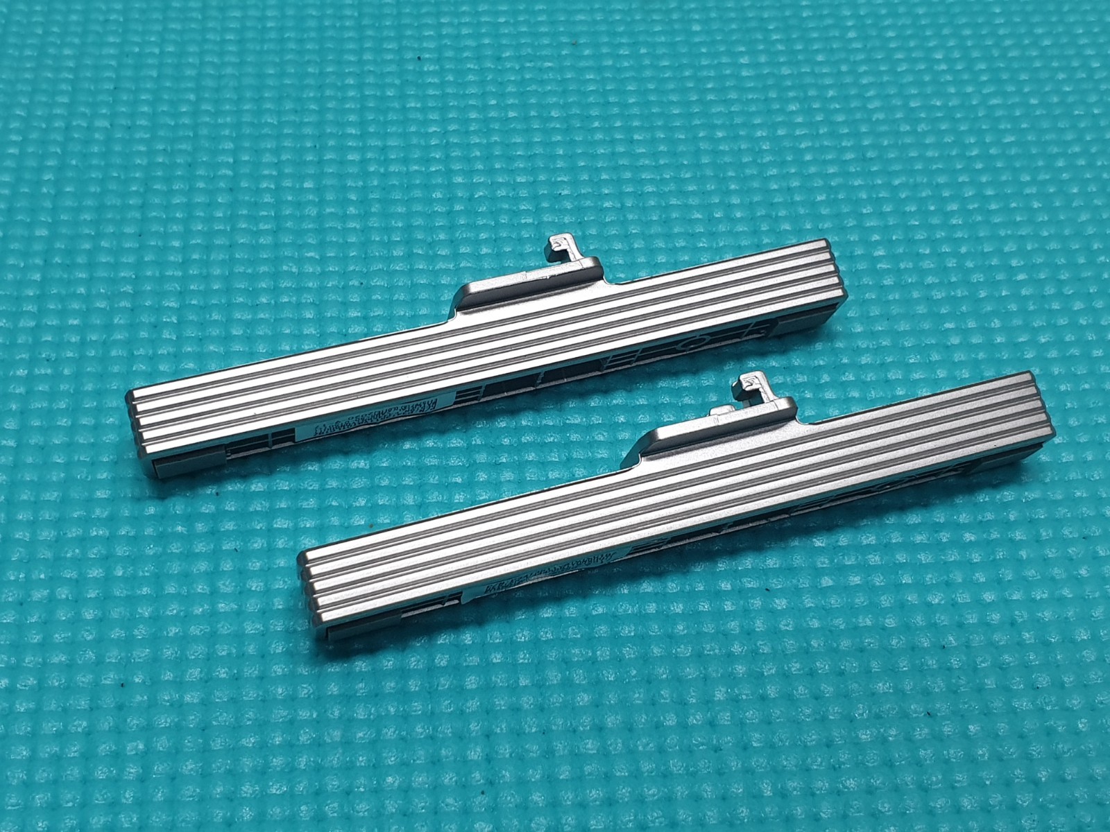 ORIGINAL STAND BASE LEGS FOR PHILIPS 24PFT5525/05 24PFT5505/05 24" TV + SCREWS - Image 3