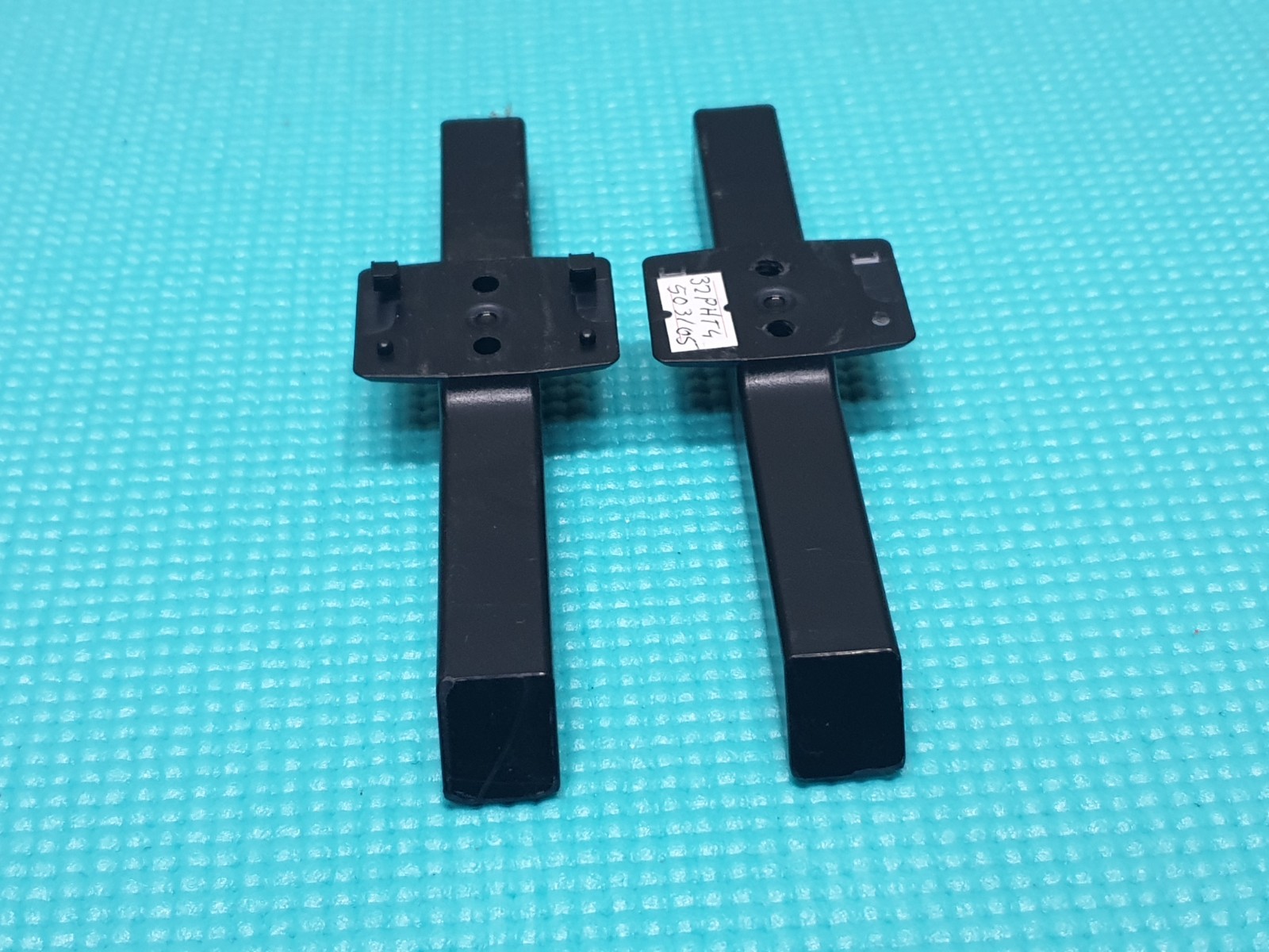 ORIGINAL STAND BASE LEGS 32PHS5525/12 32PHS5527 32PHS4203 32PHT4503 TV + SCREWS