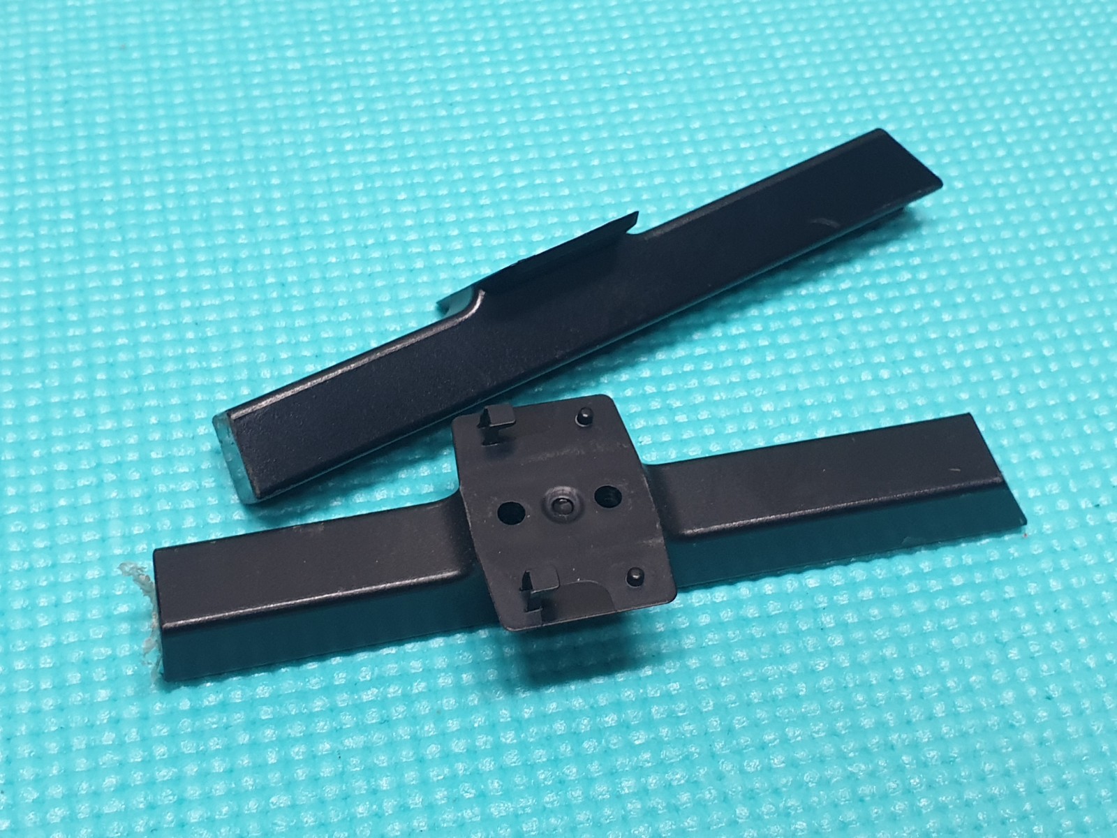 ORIGINAL STAND BASE LEGS 32PHS5525/12 32PHS5527 32PHS4203 32PHT4503 TV + SCREWS - Image 3