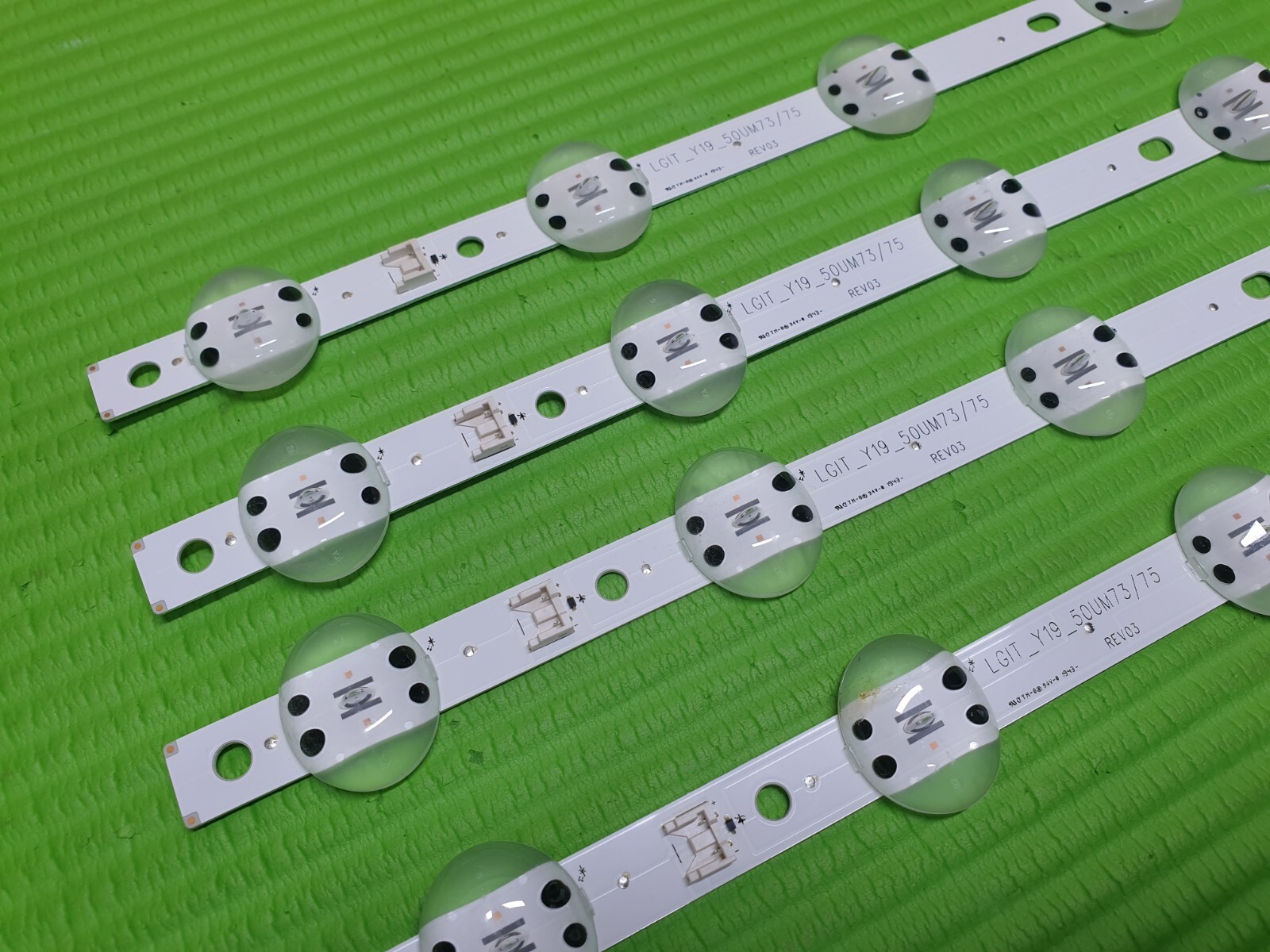 FULL LED BACK LIGHT ARRAY SET FR LG 50UM7500PLA TV LGIT_Y19_50UM73/75 REV03 - Image 4