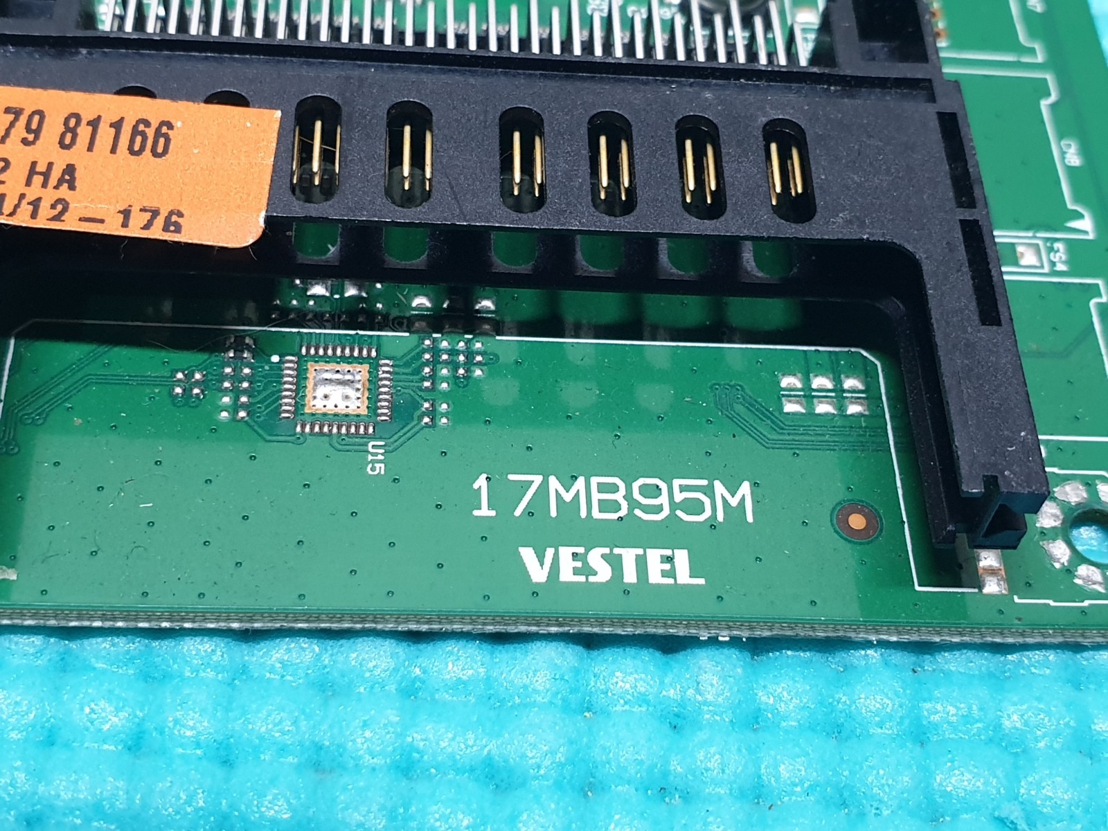 MAIN AV BOARD MB FOR POLAROID 3-24-LED-14 TV 17MB95M 23284179 SCREEN:V236BJI - Image 3