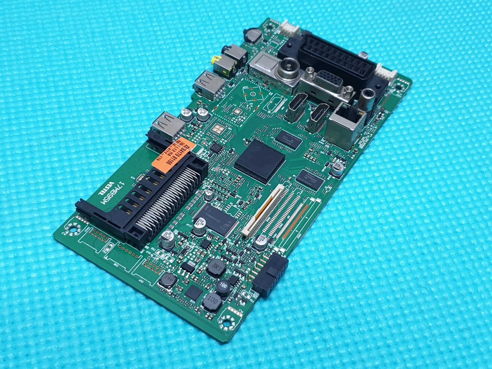 MAIN AV BOARD MB FOR POLAROID 3-24-LED-14 TV 17MB95M 23284179 SCREEN:V236BJI - Image 7