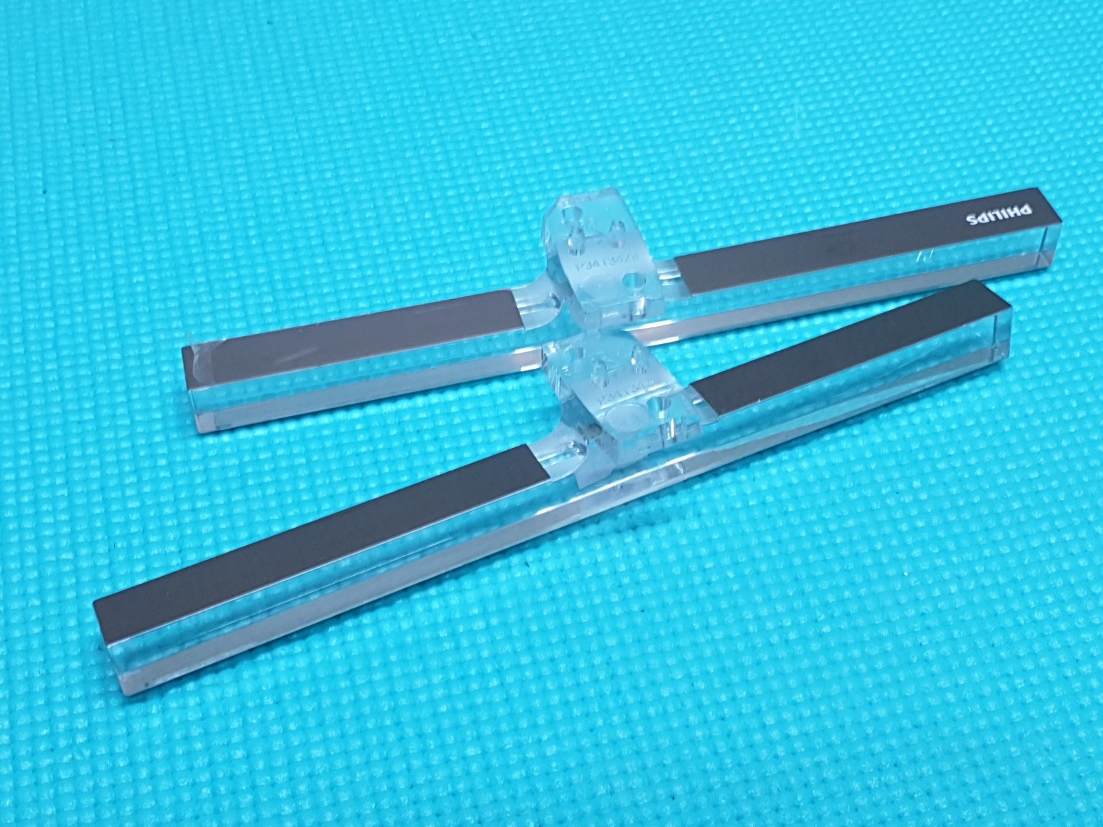 COMPLETE ORIGINAL BASE STAND FEET PHILIPS 50PUS6754/12 55PUS6754/12 TV + SCREWS - Image 2