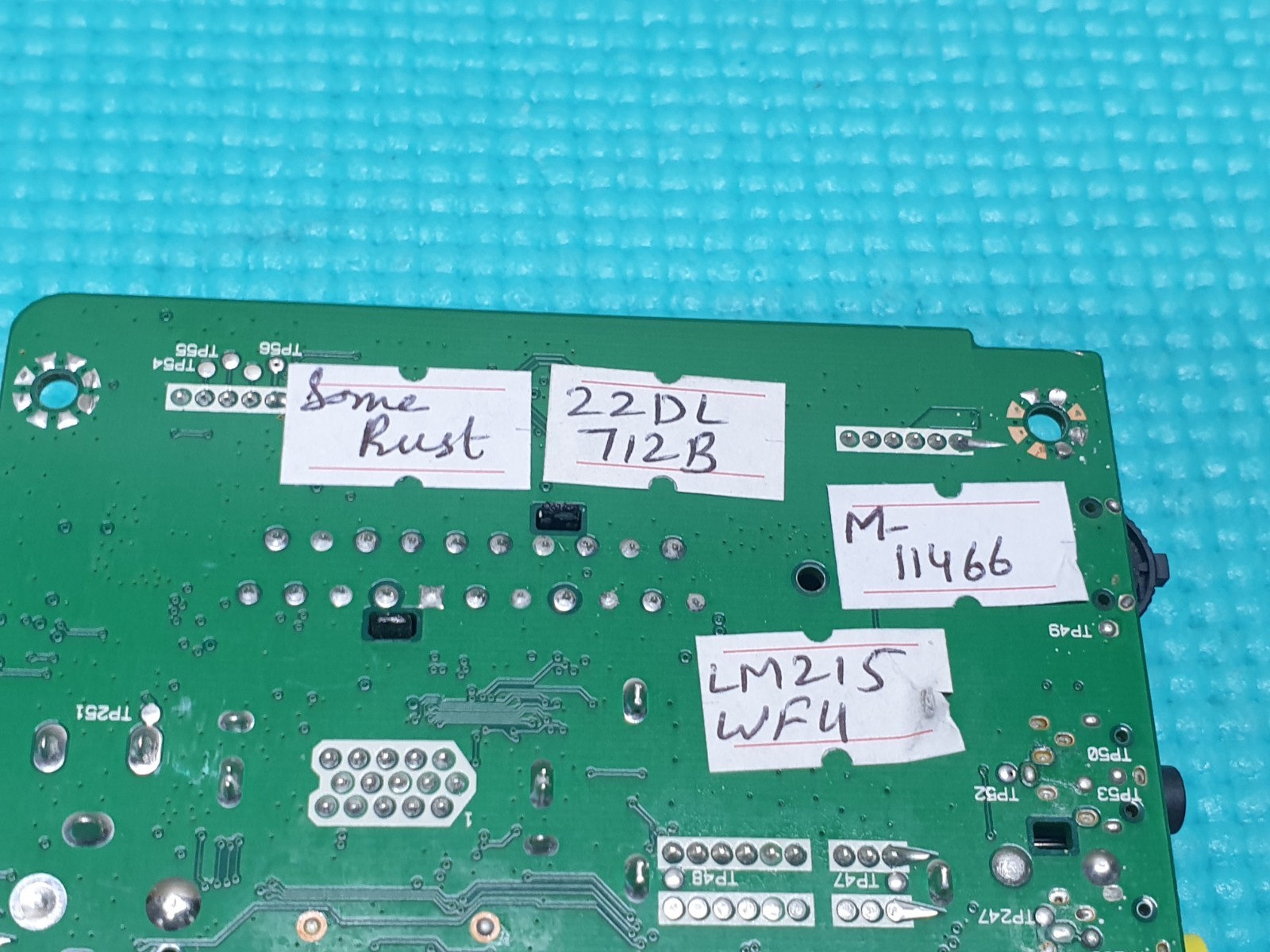 MAIN AV BOARD MB TOSHIBA 22DL712B TV VESTEL 17MB62-2.6 23039118 SCREEN:LM215WF4 - Image 6