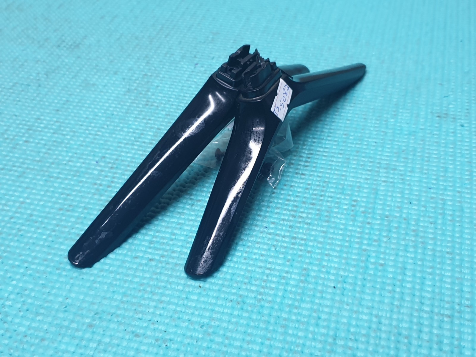 TABLETOP STAND BASE LEGS FOR HISENSE H43N5300UK H43N5500UK H49N5500UK LED TV