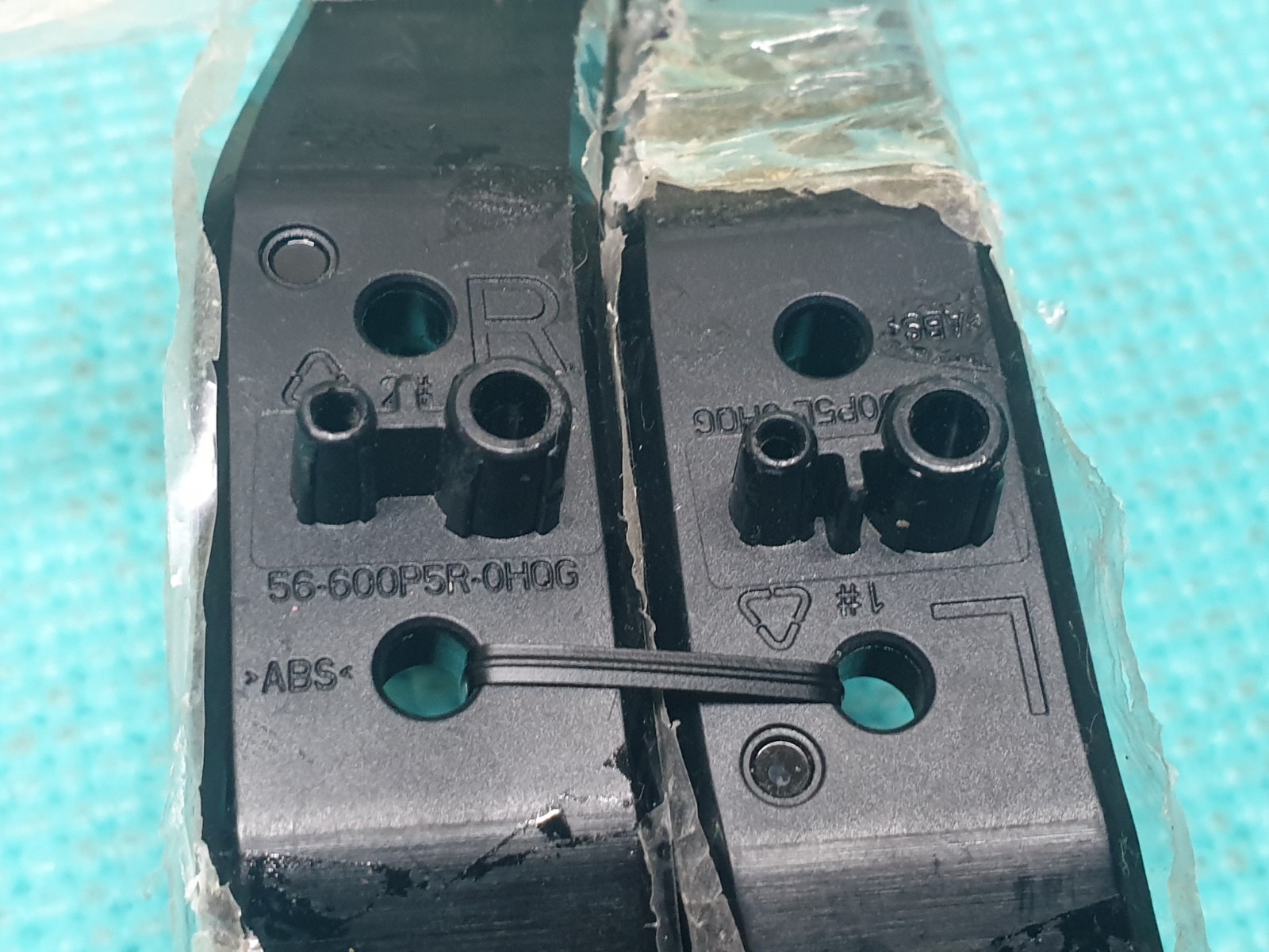 STAND BASE LEGS FOR LG 65UN7000PUD 65UP7000PUA TV 56-600P5L-0HQG + SCREWS - Image 4