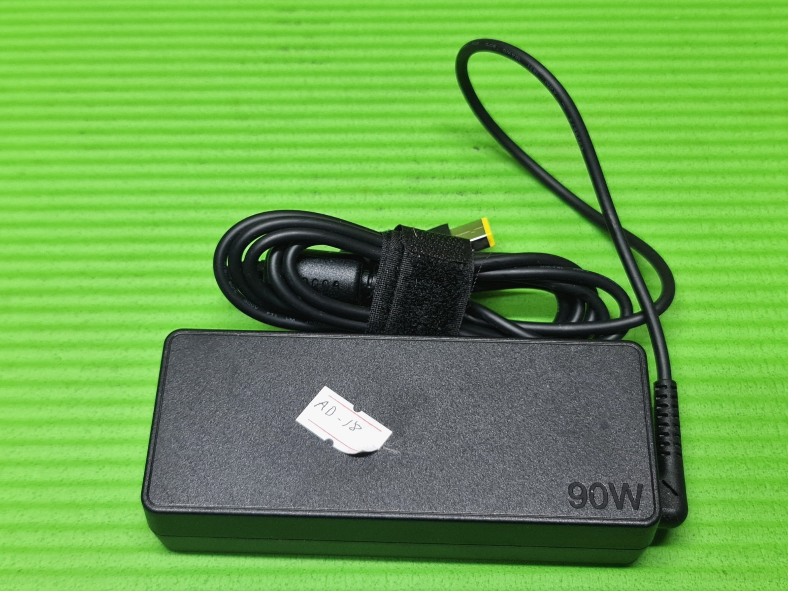 ORIGINAL GENUINE AC POWER SUPPLY CHARGER ADAPTER USB PIN 20V 4.5A 90W FOR LENOVO