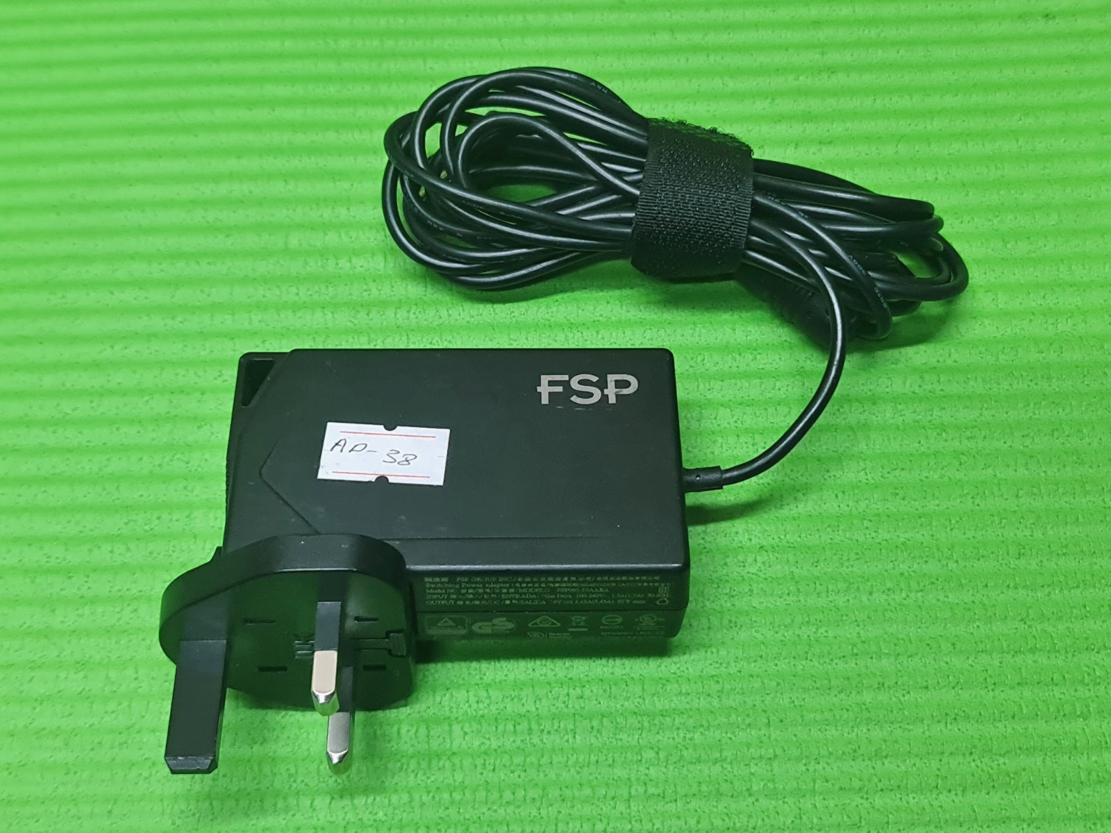 FSP POWER SUPPLY ADAPTOR PSU FSP065-10AABA 19V 3.42A 65W PSU ROUND PLUG / PIN