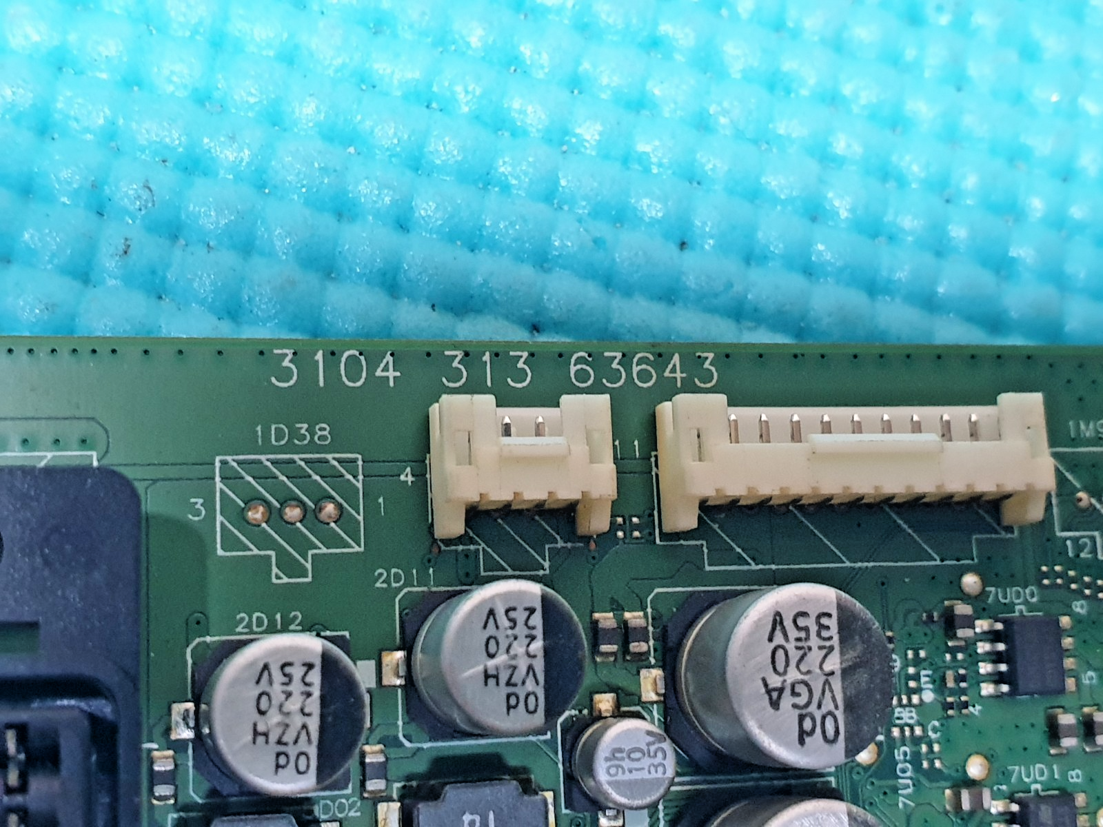 MAIN AV BOARD MB PHILIPS 40PFL7605H/05 40" LED TV 310431363643 SCREEN:LK400DLA93 - Image 3